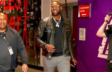 马卡：皇马近期比赛陷入混乱，阿隆索面临未完成的建队挑战（马卡：皇马连战失序，阿隆索的重建任务仍未完成）