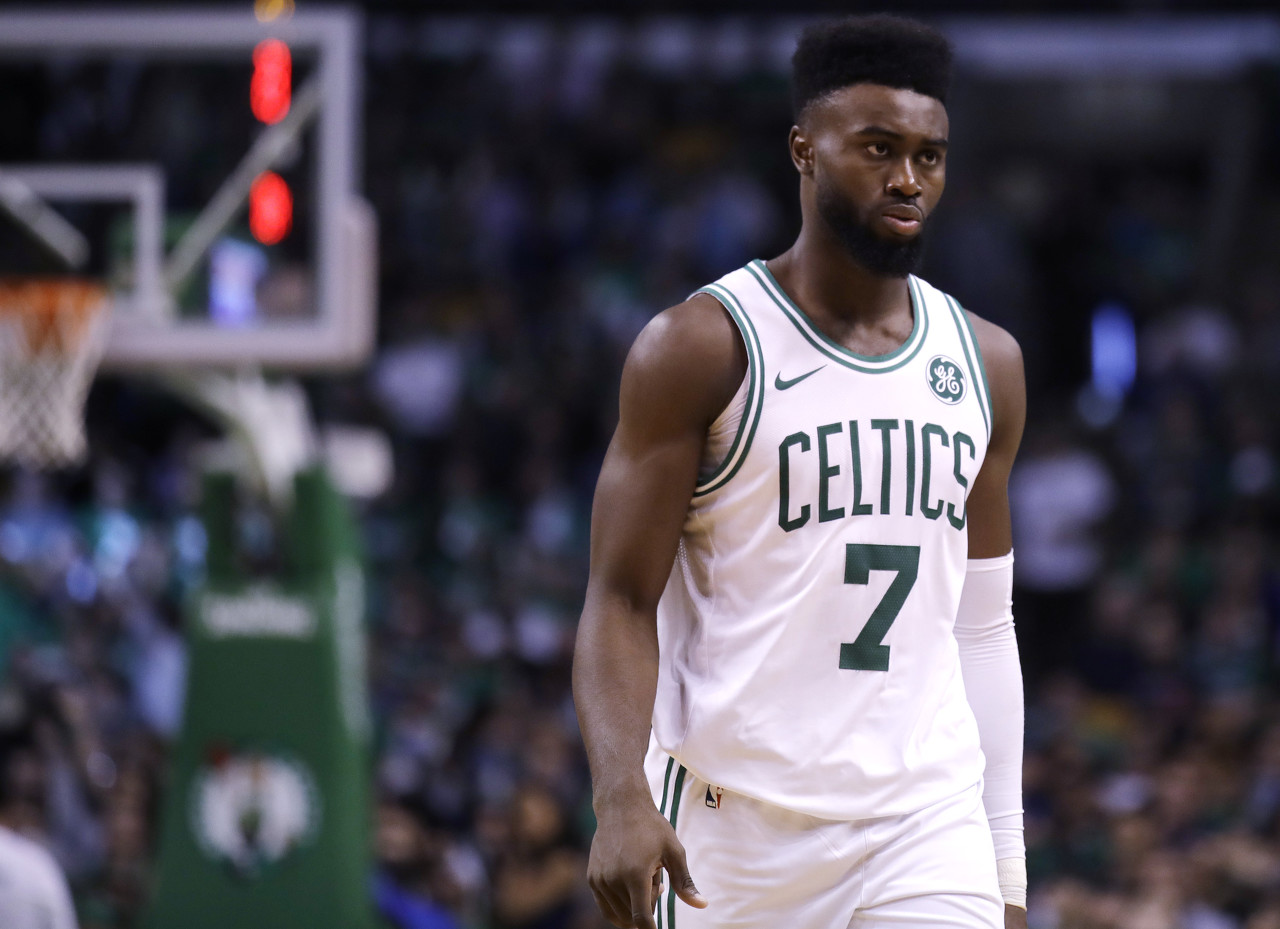 阿贾克斯临时主帅：本菲卡第一球是越位的，这不应该发生（阿贾克斯临时主帅：本菲卡首球越位，不该发生）