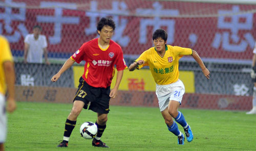 法媒：沙特胡拜尔库迪西亚愿花4000万欧引进法兰克福二门考阿（法媒称：沙特胡拜尔库迪西亚愿出4000万欧签下法兰克福二号门将考阿）