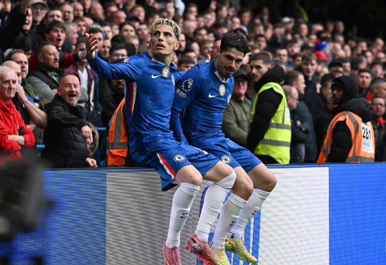 五大联赛成功过人排行：格博霍居首，多库、库杜斯并列次席（五大联赛过人成功榜：格博霍登顶，多库与库杜斯并列第二）