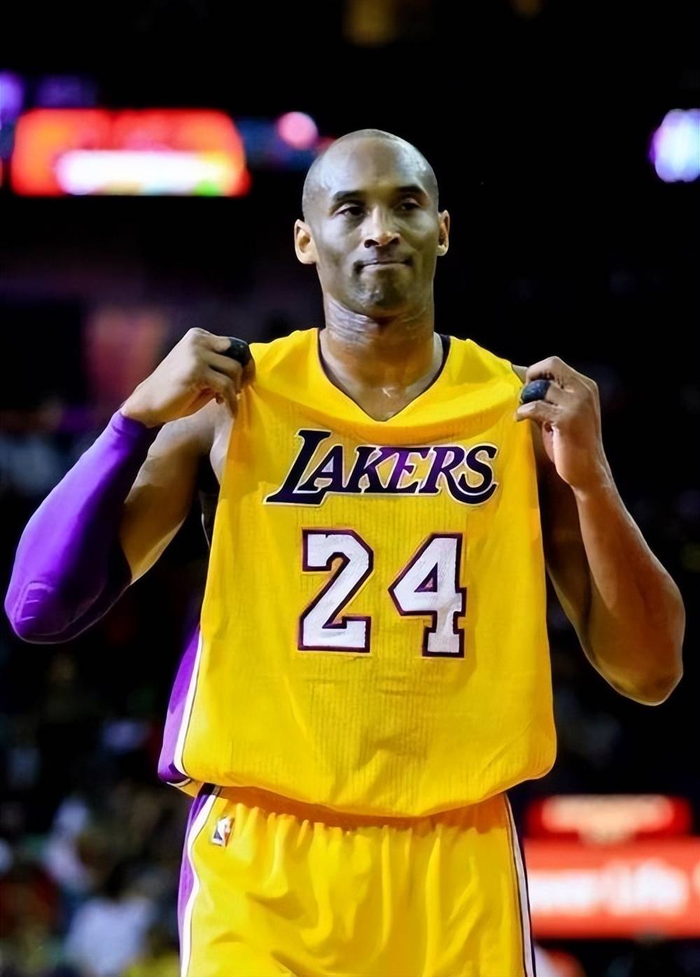 世体：拉什福德提升巴萨角球转化效率，但直接任意球仍需努力（世体：拉什福德助巴萨角球效率上扬，直接任意球仍有提升空间）