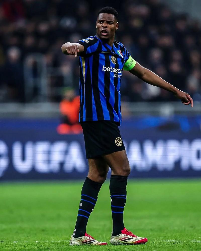 前四排位！申花比海港还稳定 从来没有跌过第四名！