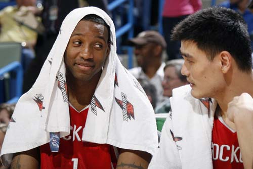 曼联在欧联杯小组赛首轮获胜（曼联赢下欧联杯小组赛首战）