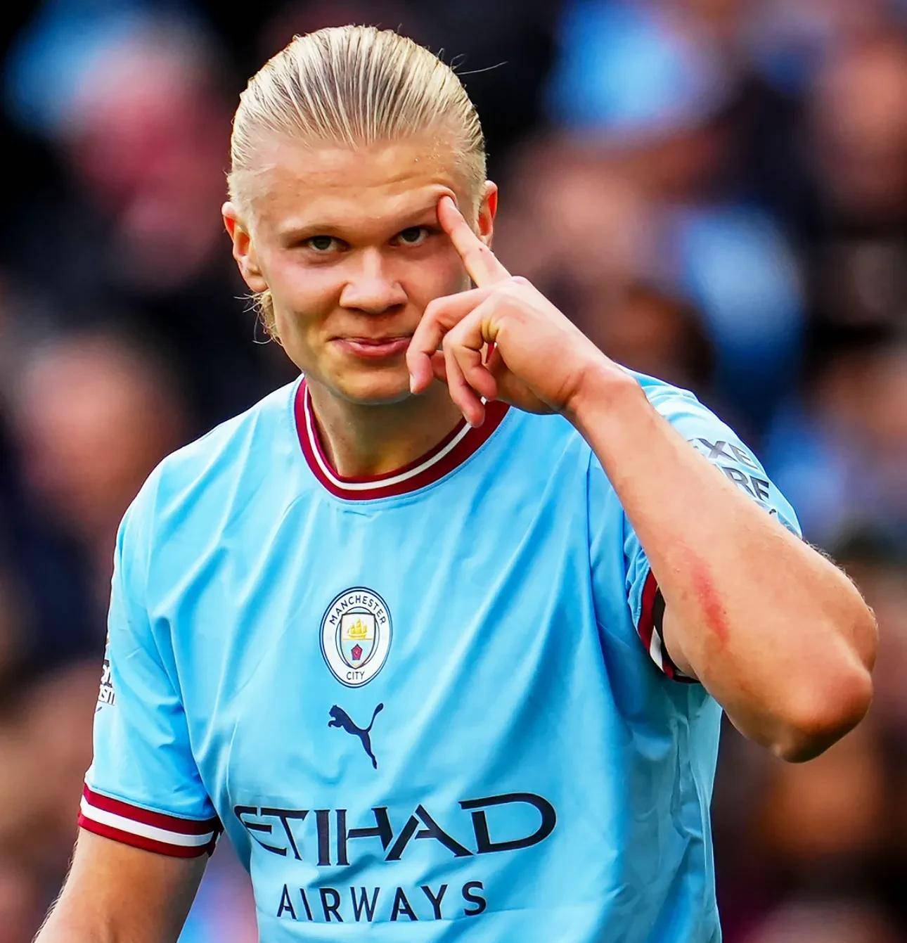 基米希打入生涯首粒欧冠乌龙，拜仁上次欧冠乌龙由阿拉巴打入（基米希生涯首次欧冠自摆乌龙，拜仁上一次欧冠乌龙来自阿拉巴）