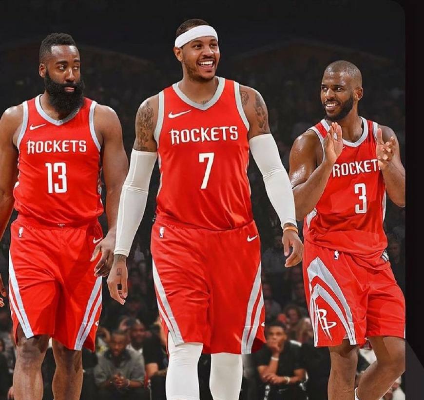 体育精神，霍伊伦祝贺麦克托米奈和苏格兰晋级世界杯（霍伊伦致贺麦克托米奈与苏格兰晋级世界杯，诠释体育精神）