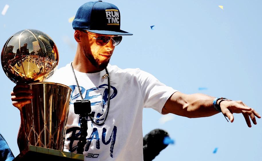 加斯佩里尼：多夫比克正在成长，迟早他会取得一粒进球（加斯佩里尼：多夫比克进步明显，进球只是时间问题）